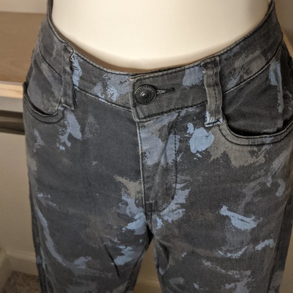 H&M L.O.G.G. Multi Blue Fitted Jeans with Lace-up Detail - Picture 2 of 4
